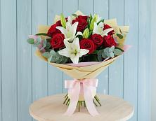 Букет цветов из:  Лилии и Розы в Баклашах