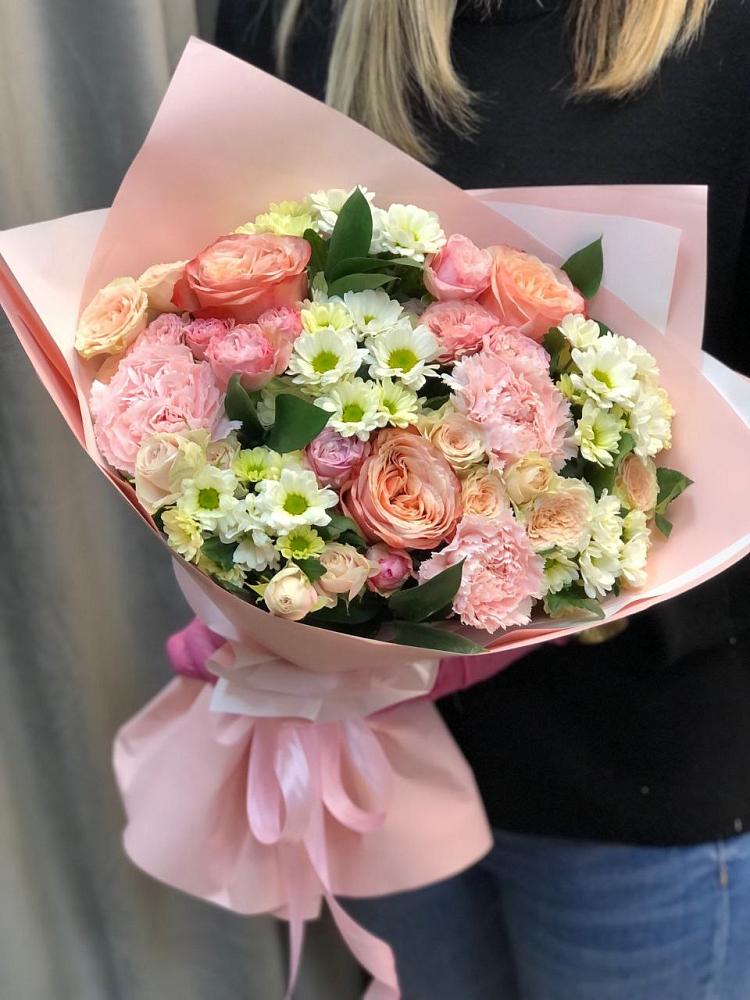 Букет цветов из: Гвоздики, Розы и Хризантемы в Баклашах