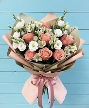 Букет цветов из:  Розы, Альстромерии и Лизиантусы в Баклашах
