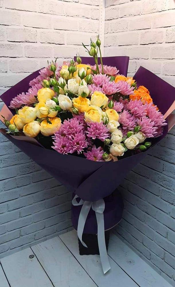 Букет цветов из: Хризантемы и Розы в Баклашах