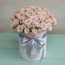 Цветочная композиция из Розы в шляпной коробке в Баклашах