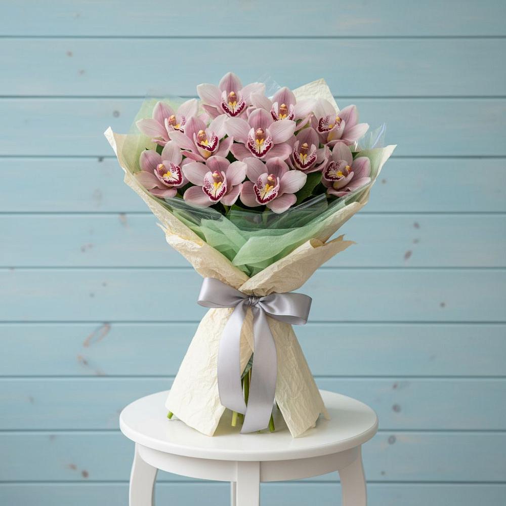 Букет цветов из: Орхидеи и Розы в Баклашах