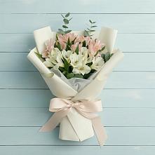 Букет цветов из:  Альстромерии в Баклашах