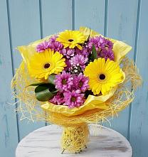Букет цветов из:  Хризантемы и Герберы в Баклашах