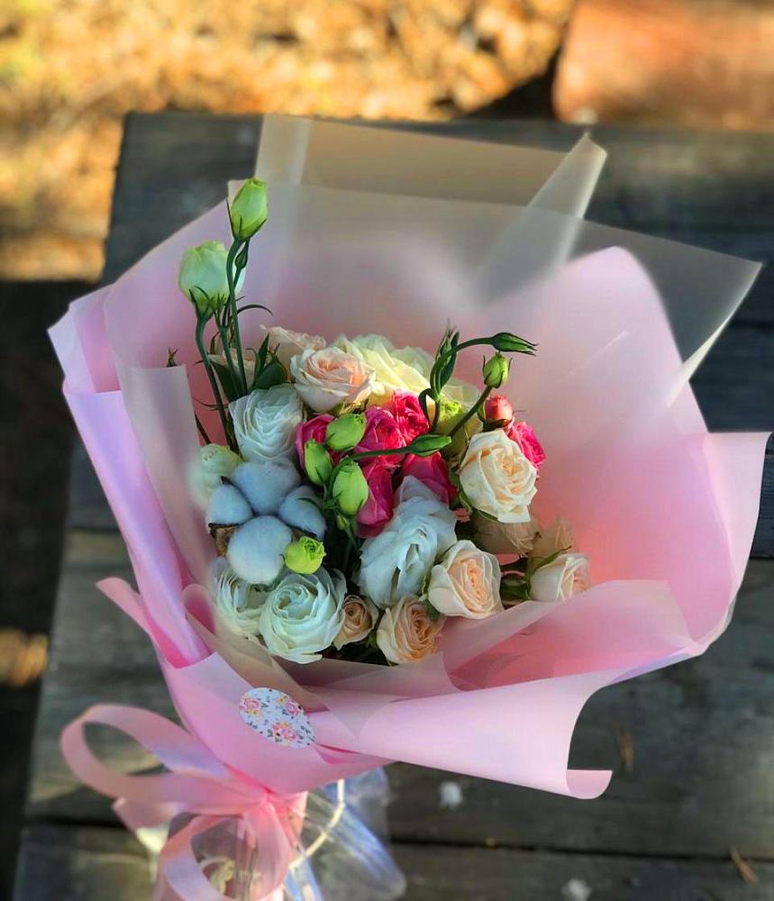 Букет цветов из: Розы и Лизиантусы в Баклашах