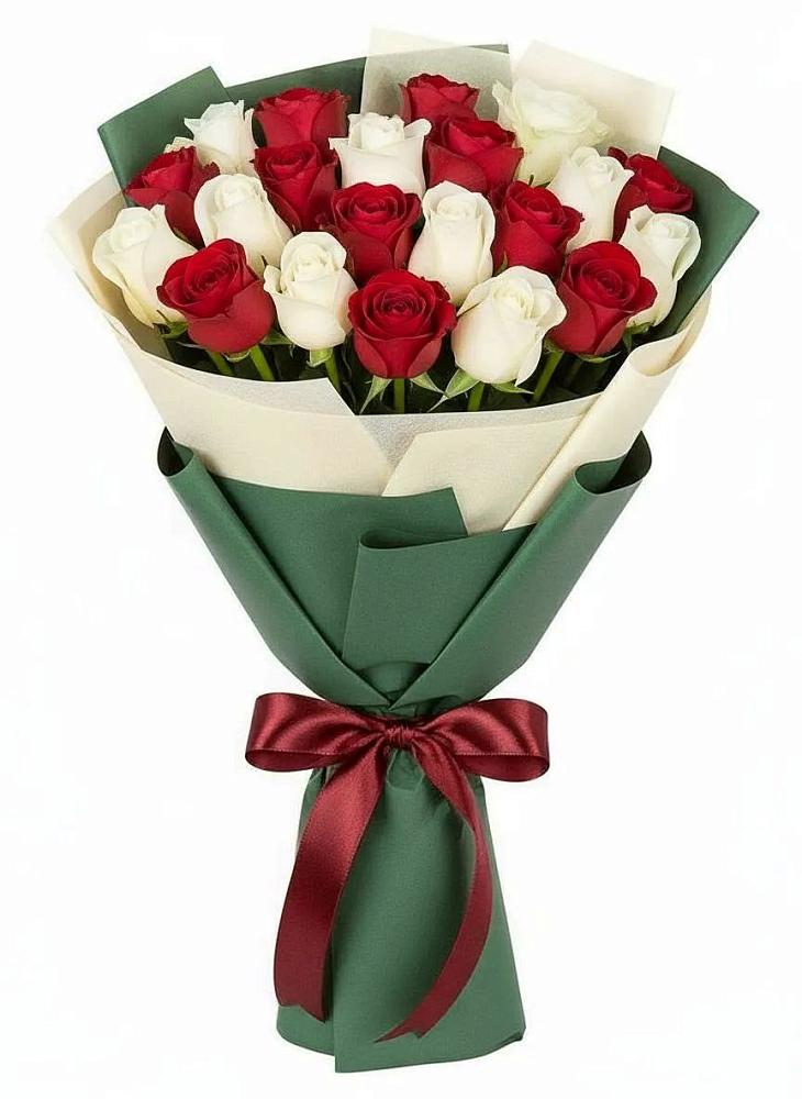 Букет Микс из красных и белых роз в Баклашах