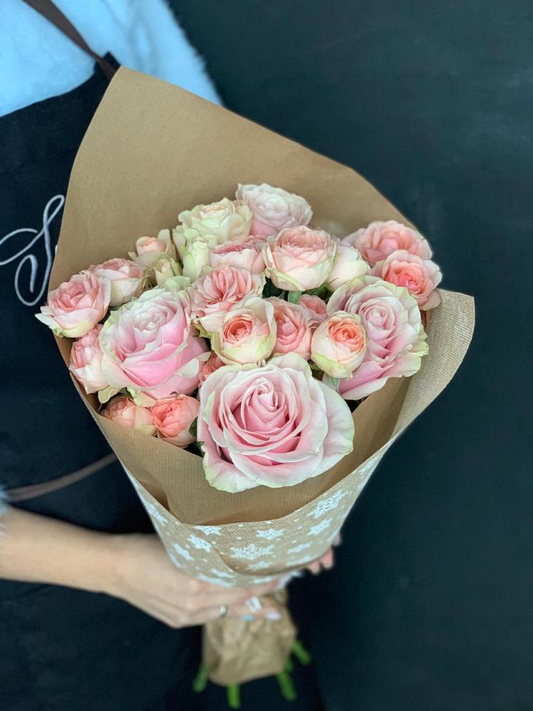 Букет цветов из: Хризантемы и Розы в Баклашах