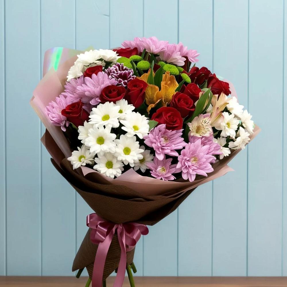 Букет цветов из: Розы, Хризантемы и Альстромерии в Баклашах