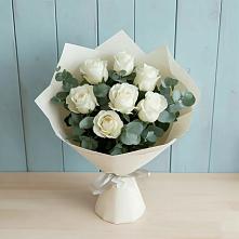 Букет Белые розы в Эвкалипте в Баклашах