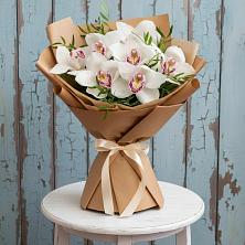 Букет цветов из:  Орхидеи и Розы в Баклашах