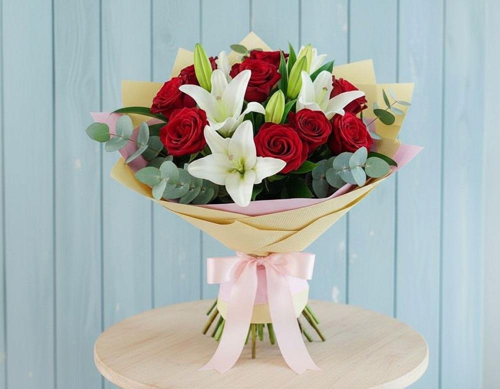 Букет цветов из: Лилии и Розы в Баклашах
